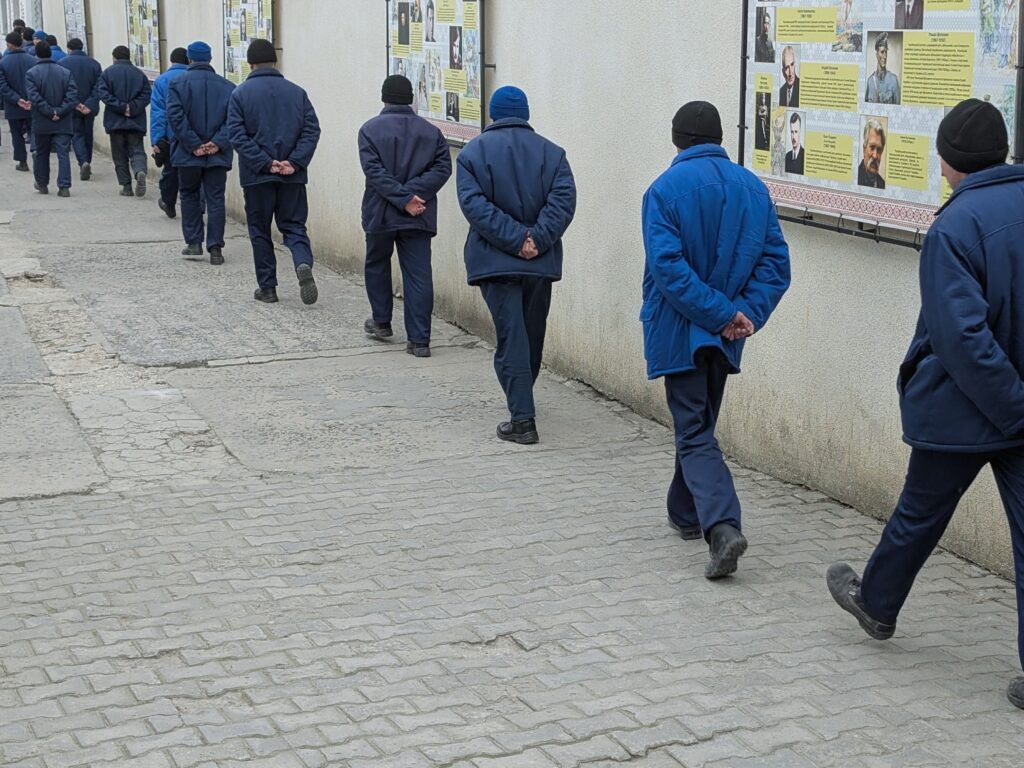 "I Only Needed a Passport": Central Asian POWs in Ukraine Describe How Administrative Pressure and False Promises Replaced Choice
