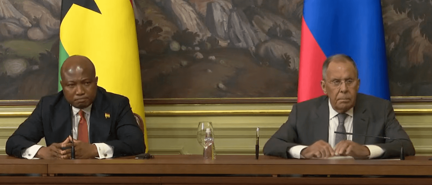 ablakva-lavrov.png